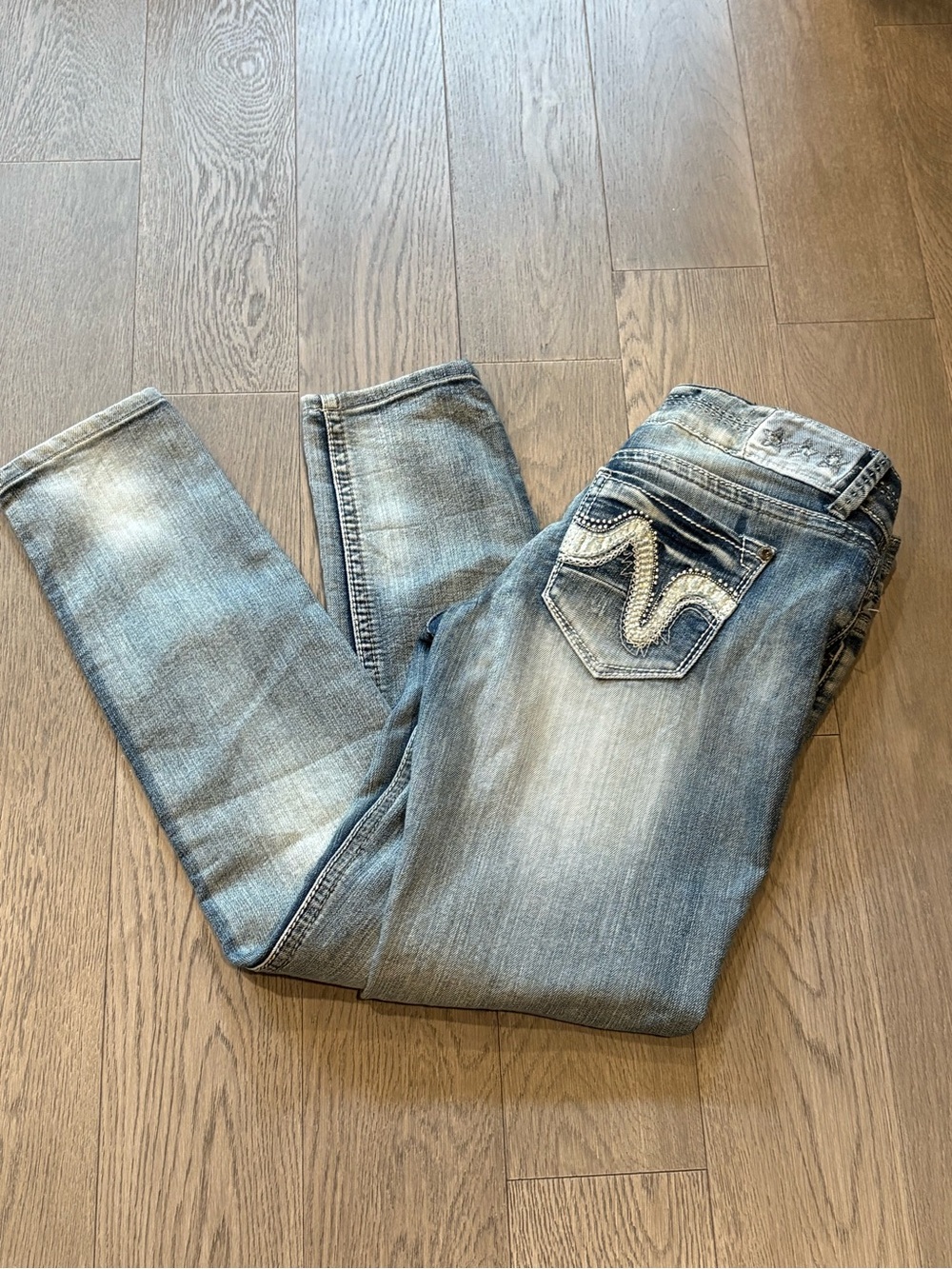 Vanilla Star Light Blue Jeans with Decorative Back Pockets